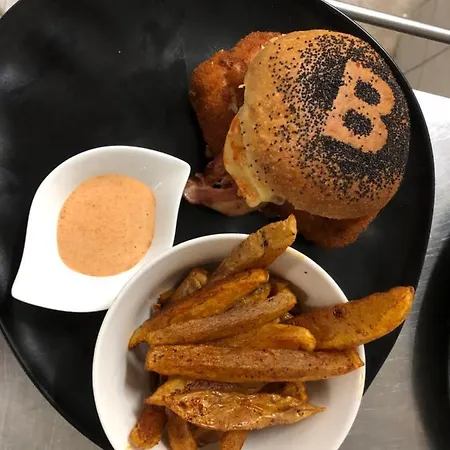 Les De La Bourse 3* Pont-Saint-Esprit